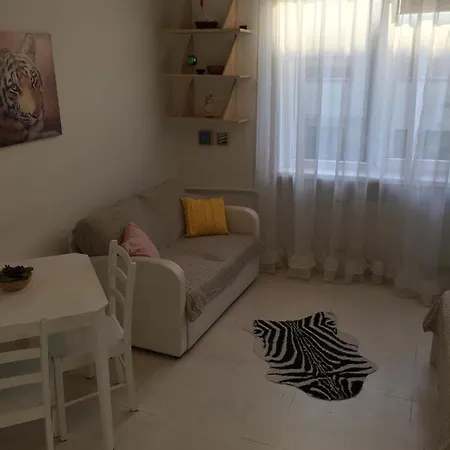 דירה Ohtu Poik 4 Apartement פארנו